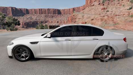 BMW M5 F10 v1.0 para BeamNG Drive
