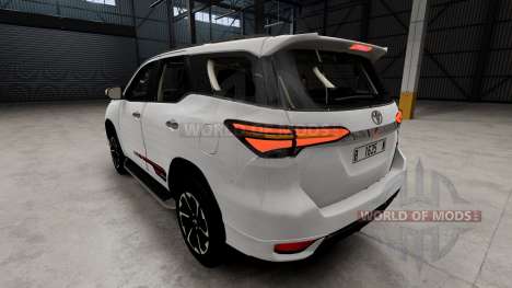 Toyota Fortuner v1.2 para BeamNG Drive